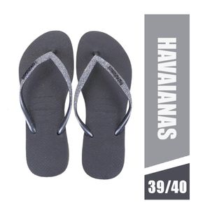 Chinelo Havaianas Slim Glitter II Cor Cinza Dark Tamanho 39/40